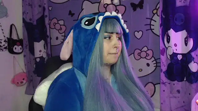 lussyevans24 online show from 10/10/25, 06:12