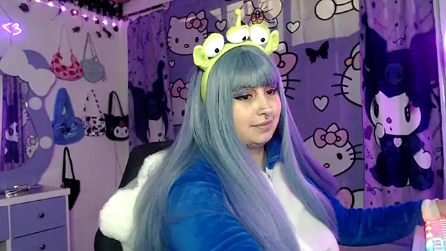 lussyevans24 online show from 10/15/25, 05:07