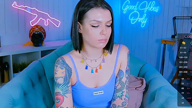 Snapshot of My_toys_pink chatting on 01/31/25, 09:59 My toys pink online show from 01/31/25, 09:59