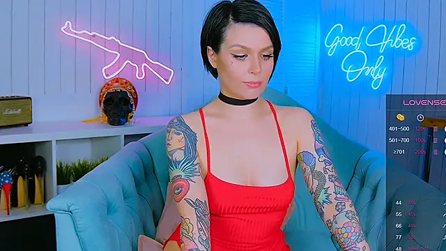 Snapshot of My_toys_pink chatting on 02/26/25, 10:26 My toys pink online show from 02/26/25, 10:26