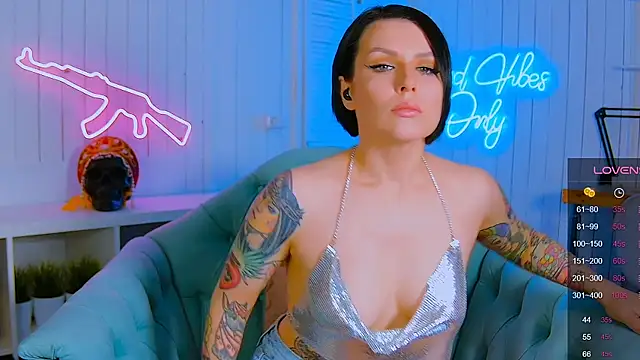 Snapshot of My_toys_pink chatting on 03/14/25, 08:06 My toys pink online show from 03/14/25, 08:06