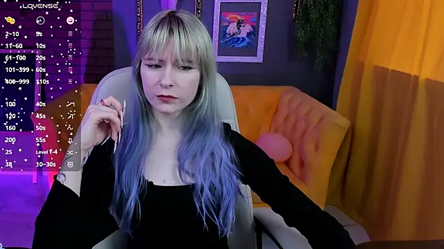 LexiWenford online show from 11/08/25, 06:02