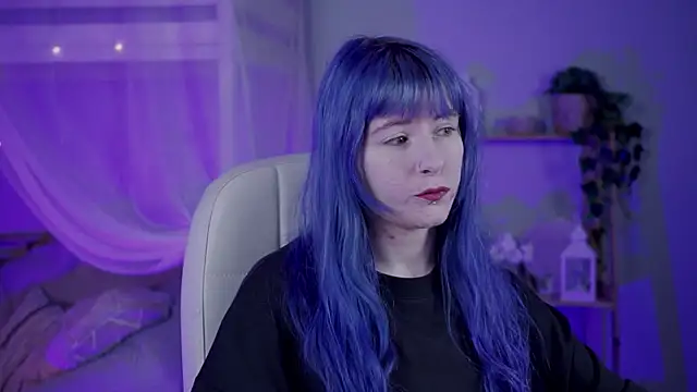 LexiWenford online show from 12/04/25, 03:05