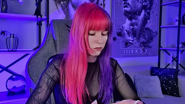 LexiWenford online show from 06/25/26, 03:50