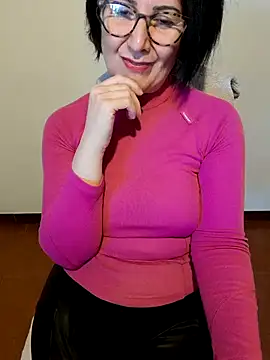 Snapshot of Viola8p chatting on 09/29/25, 09:03 Viola8p online show from 09/29/25, 09:03