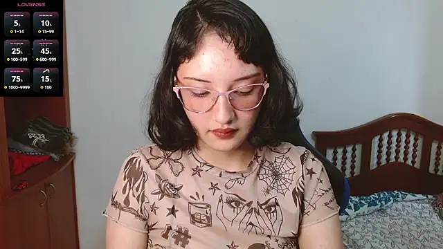 alexaa08 online show from 11/06/25, 01:12