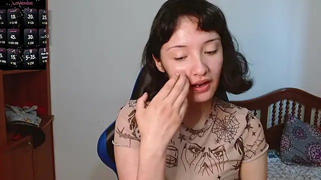 alexaa08 online show from 11/13/25, 12:48