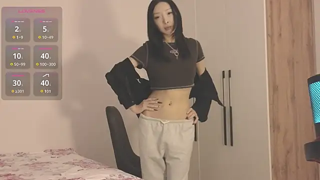 Snapshot of fairy_di chatting on 09/30/25, 06:35 fairy di online show from 09/30/25, 06:35