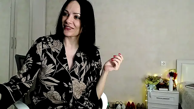 Devil Goddess online show from 12/23/24, 06:16