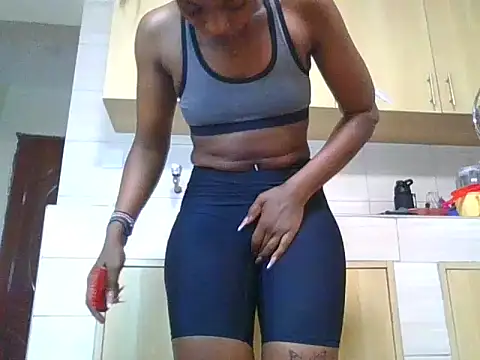 Petite doll20 online show from 06/02/26, 12:51