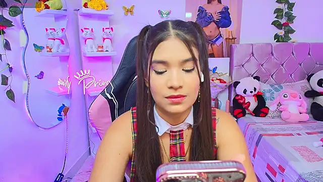 Snapshot of imsofy_ chatting on 09/23/25, 09:07 imsofy online show from 09/23/25, 09:07