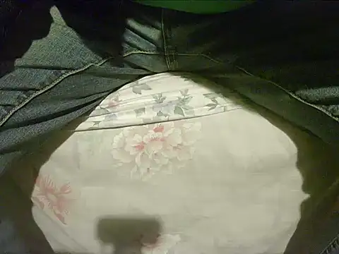 Snapshot of Tiger202441 chatting on 12/30/24, 10:12 Tiger202441 online show from 12/30/24, 10:12