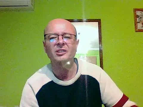 Snapshot of Tiger202441 chatting on 10/15/25, 09:59 Tiger202441 online show from 10/15/25, 09:59