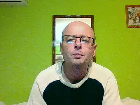 Snapshot of Tiger202441 chatting on 10/18/25, 07:25 Tiger202441 online show from 10/18/25, 07:25