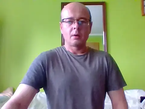 Snapshot of Tiger202441 chatting on 11/04/25, 11:20 Tiger202441 online show from 11/04/25, 11:20