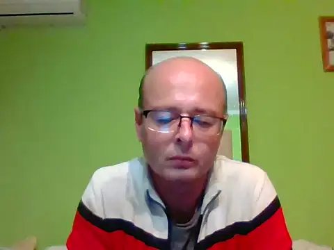 Snapshot of Tiger202441 chatting on 11/06/25, 09:48 Tiger202441 online show from 11/06/25, 09:48