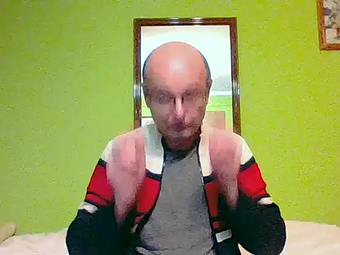 Snapshot of Tiger202441 chatting on 11/10/25, 09:25 Tiger202441 online show from 11/10/25, 09:25