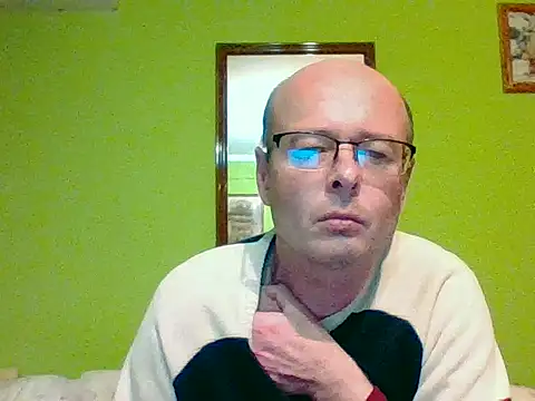 Snapshot of Tiger202441 chatting on 11/21/25, 09:57 Tiger202441 online show from 11/21/25, 09:57