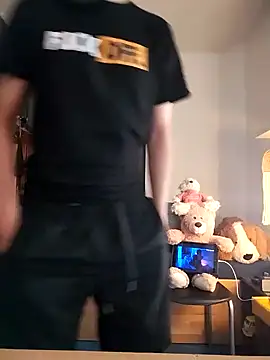 Dennis 2024 online show from 01/11/25, 06:01