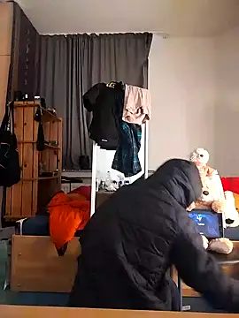 Dennis 2024 online show from 01/13/25, 07:43