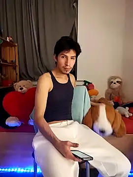 Dennis 2024 online show from 01/27/25, 08:28