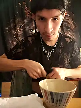 Dennis 2024 online show from 02/21/25, 07:43