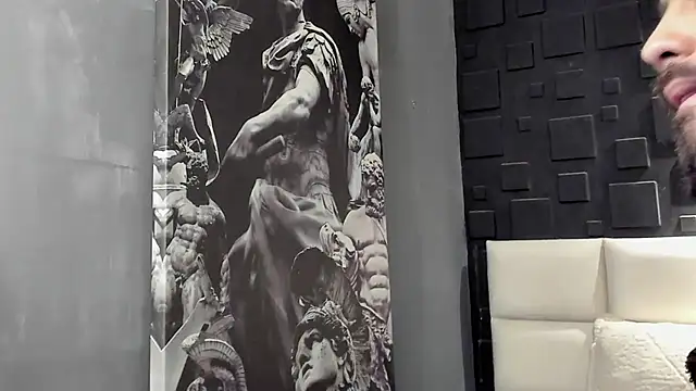 DannSaenz online show from 01/12/25, 02:45
