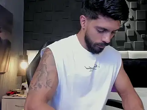 DannSaenz online show from 02/03/25, 08:13