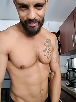 DannSaenz online show from 07/25/26, 07:44