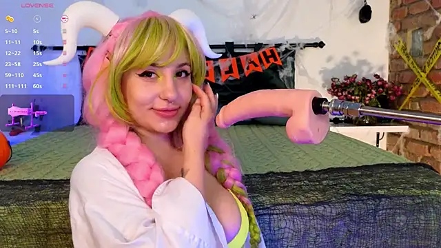 Snapshot of Kurama_Katana chatting on 10/28/25, 11:25 Kurama Katana online show from 10/28/25, 11:25