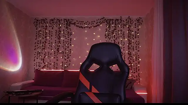 Snapshot of AllisonBlack_ chatting on 10/23/25, 07:45 AllisonBlack  online show from 10/23/25, 07:45