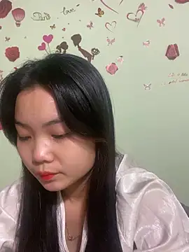Maeve2k5 online show from 12/27/24, 12:23