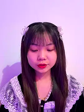 Maeve2k5 online show from 11/04/25, 01:05