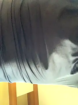 Snapshot of Eggsyapel chatting on 11/20/25, 06:07 Eggsyapel online show from 11/20/25, 06:07