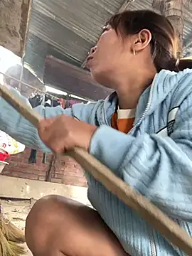Linaannn online show from 02/07/25, 02:50
