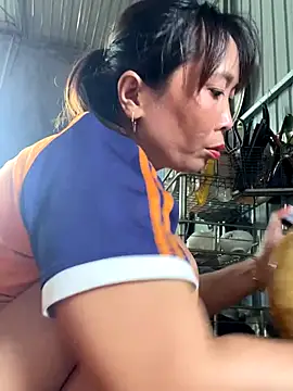 Linaannn online show from 09/30/25, 01:54