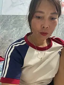 Linaannn online show from 11/06/25, 02:34