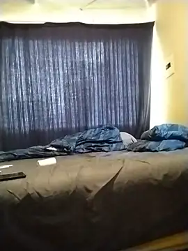 Snapshot of Convertiblechulo chatting on 12/17/24, 04:56 Convertiblechulo online show from 12/17/24, 04:56