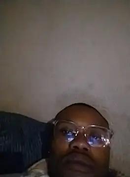 Snapshot of Convertiblechulo chatting on 09/28/25, 01:22 Convertiblechulo online show from 09/28/25, 01:22