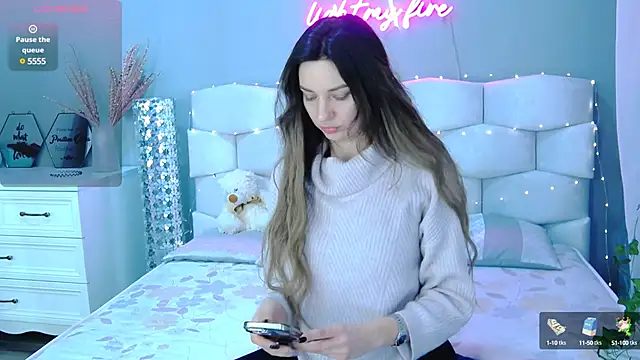 VioletUmi online show from 01/25/25, 09:26