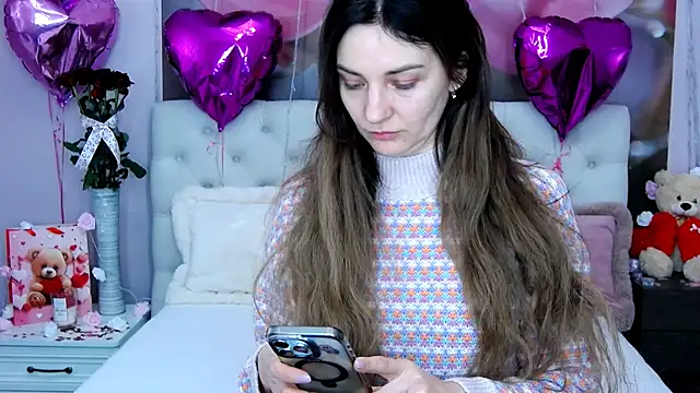 VioletUmi online show from 02/14/25, 09:34