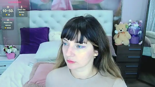 VioletUmi online show from 09/30/25, 08:08