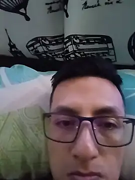 alexmoragomez online show from 07/27/26, 05:53