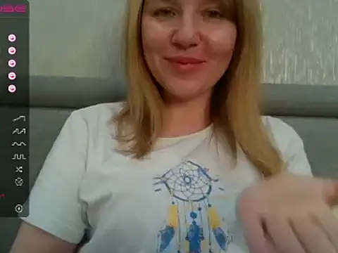 urbadkitty online show from 12/03/24, 06:59