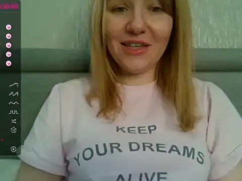 urbadkitty online show from 12/09/24, 10:00