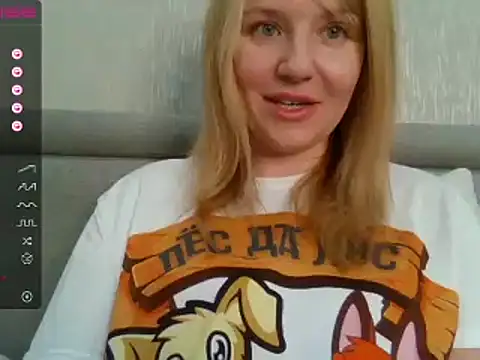 urbadkitty online show from 12/12/24, 06:57