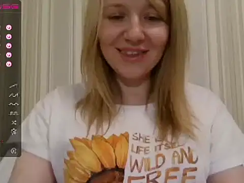 urbadkitty online show from 12/14/24, 03:47