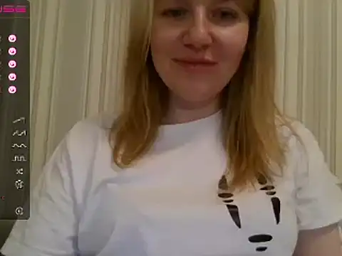 urbadkitty online show from 12/24/24, 07:44