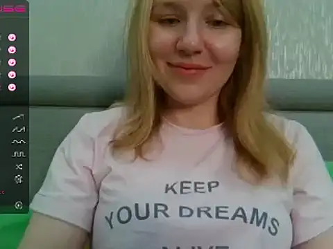 urbadkitty online show from 12/29/24, 07:28