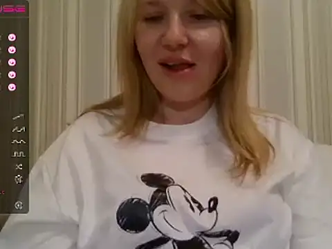 urbadkitty online show from 01/04/25, 04:00